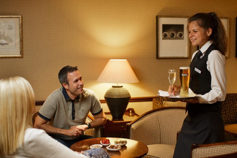 Pomme D'Or Hotel Saint Helier Jersey Екстериор снимка