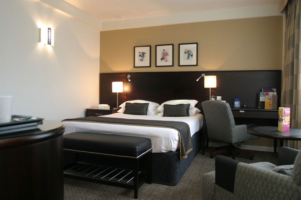 Pomme D'Or Hotel Saint Helier Jersey Екстериор снимка